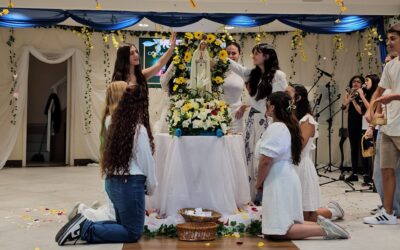 Coroação de Nossa Senhora no INSP Max e INSP Vest